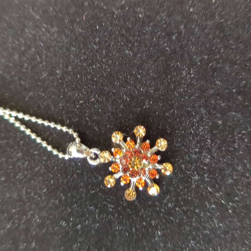 NWT VINTAGE COOKIE LEE SNOWFLAKE NECKLACE, SLIVER TONE BROWN RHINESTONES
